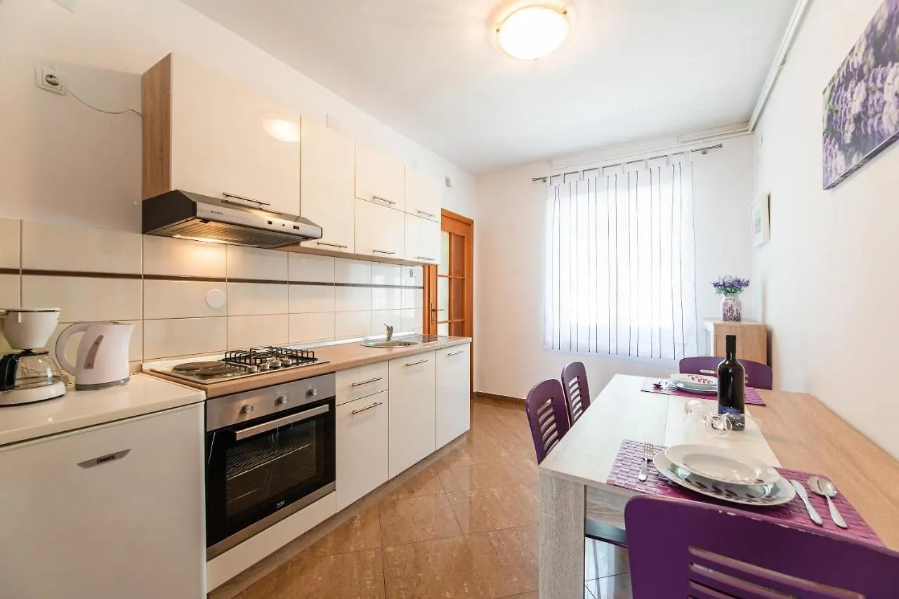 Apartments Jasna 0*, 크리크베니카