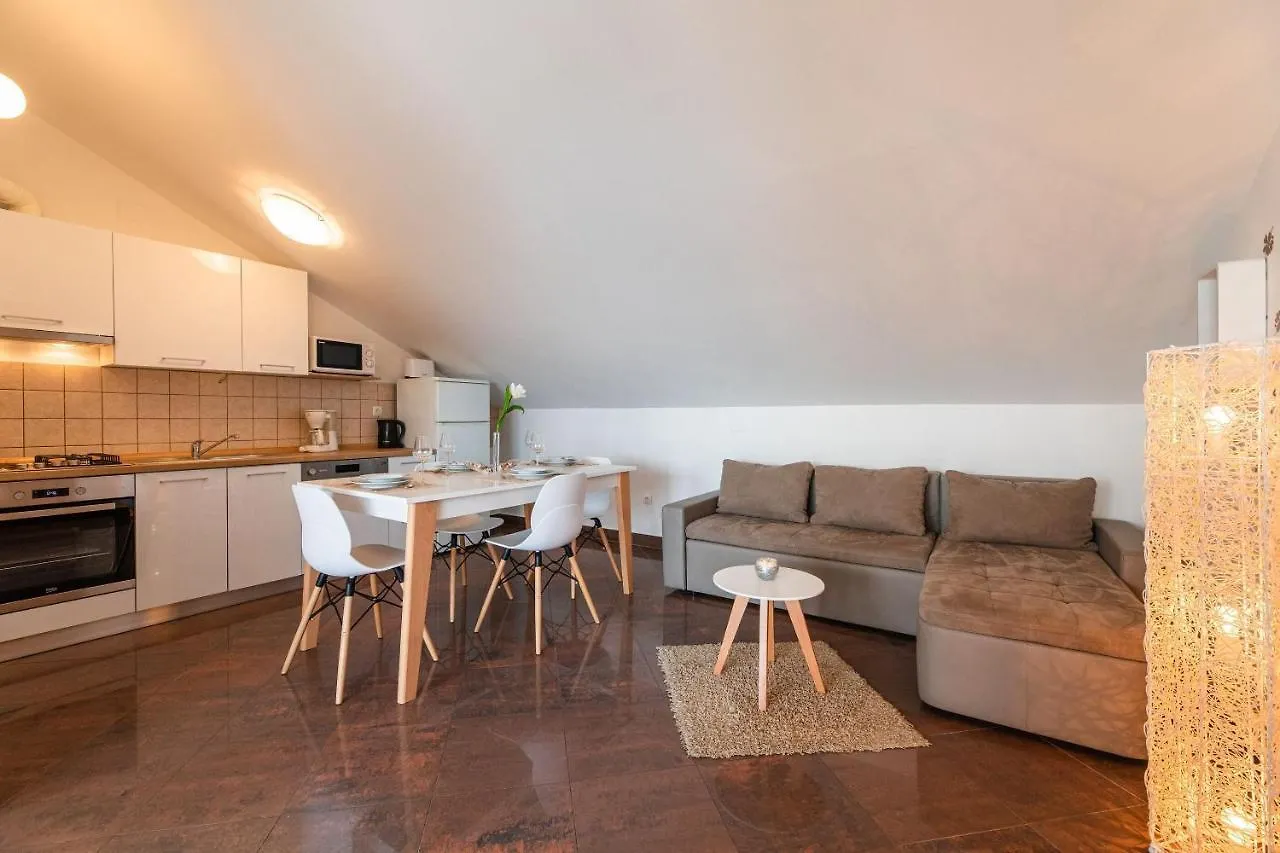 Apartments Jasna